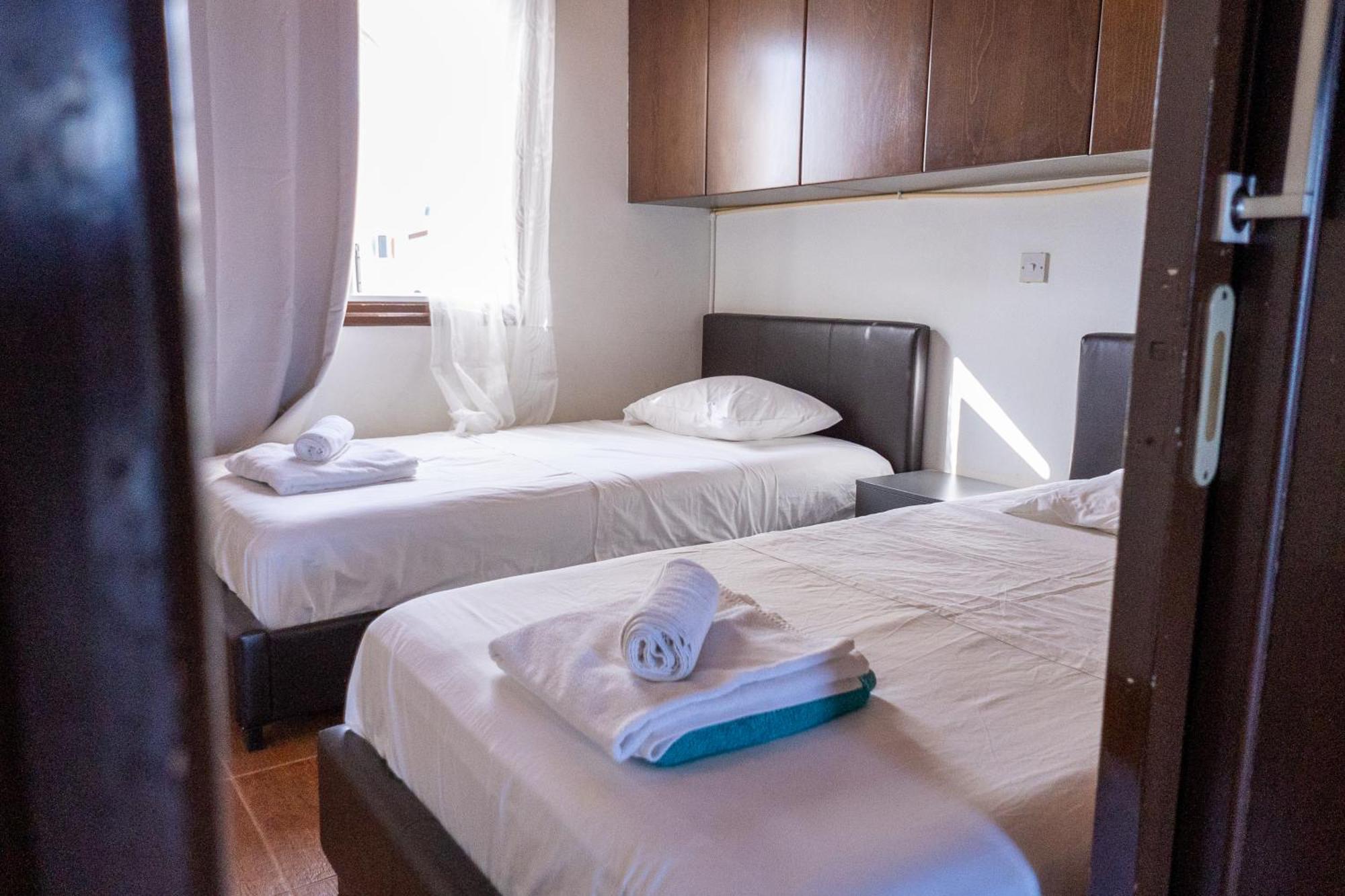 Willa Beach House At Seafront Meneou Zewnętrze zdjęcie