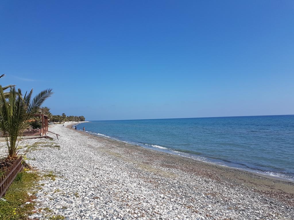 Willa Beach House At Seafront Meneou Zewnętrze zdjęcie